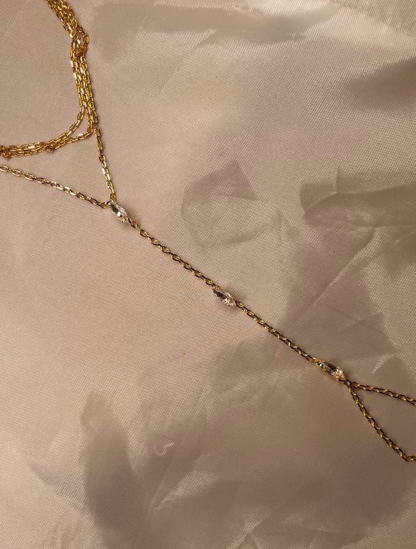 The Trace Hand Chain